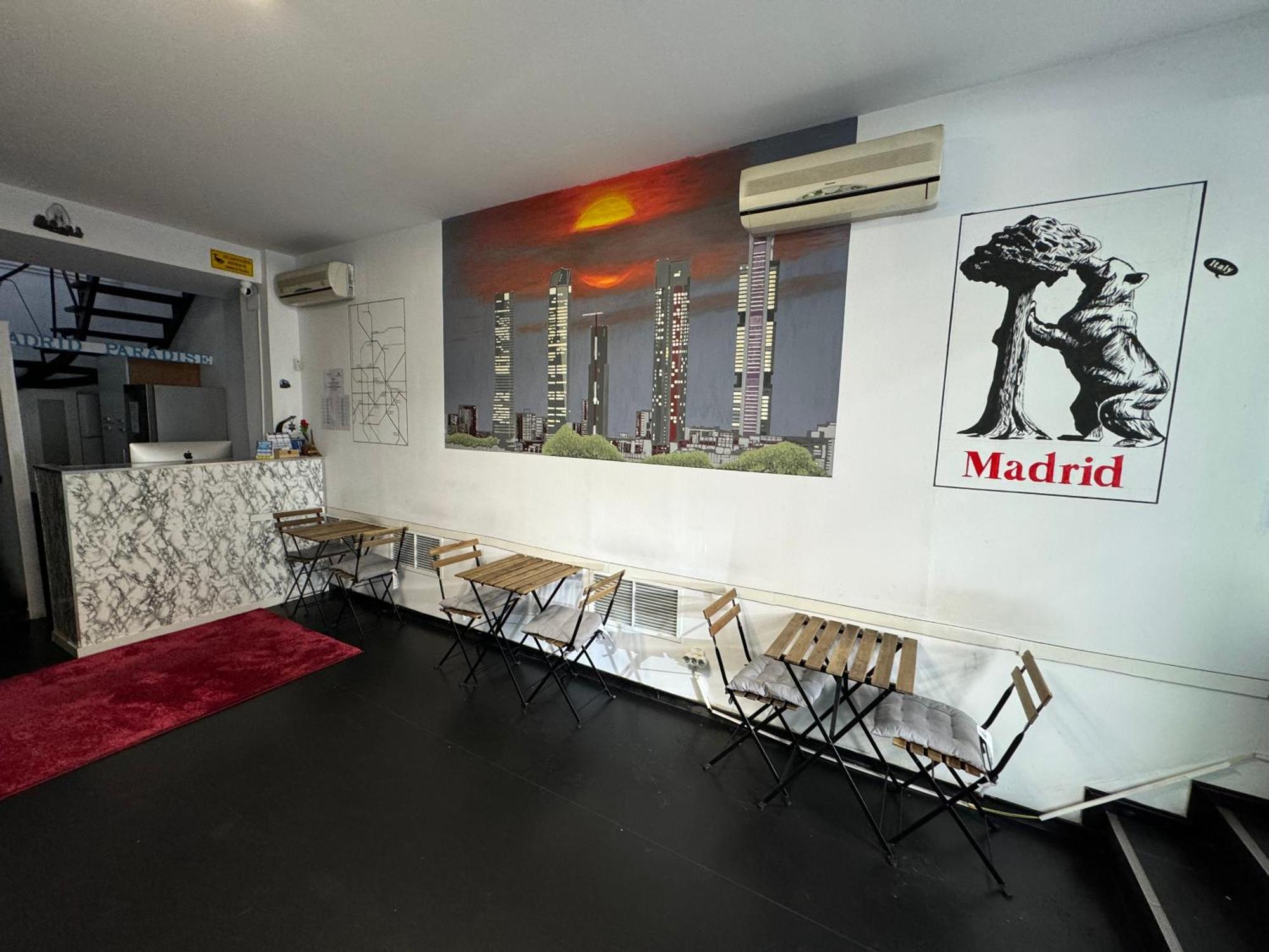 Hostal Madrid Paradise Екстериор снимка