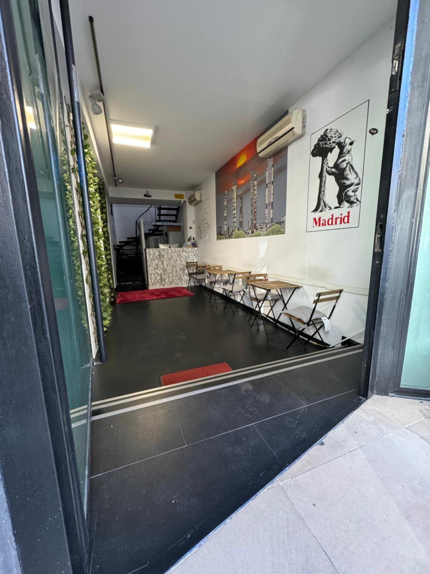 Hostal Madrid Paradise Екстериор снимка